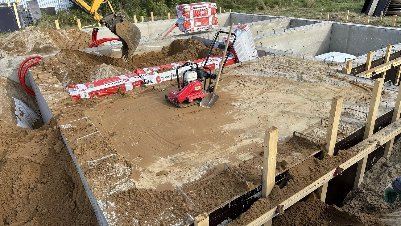 Монолитный ленточный фундамент для гаража